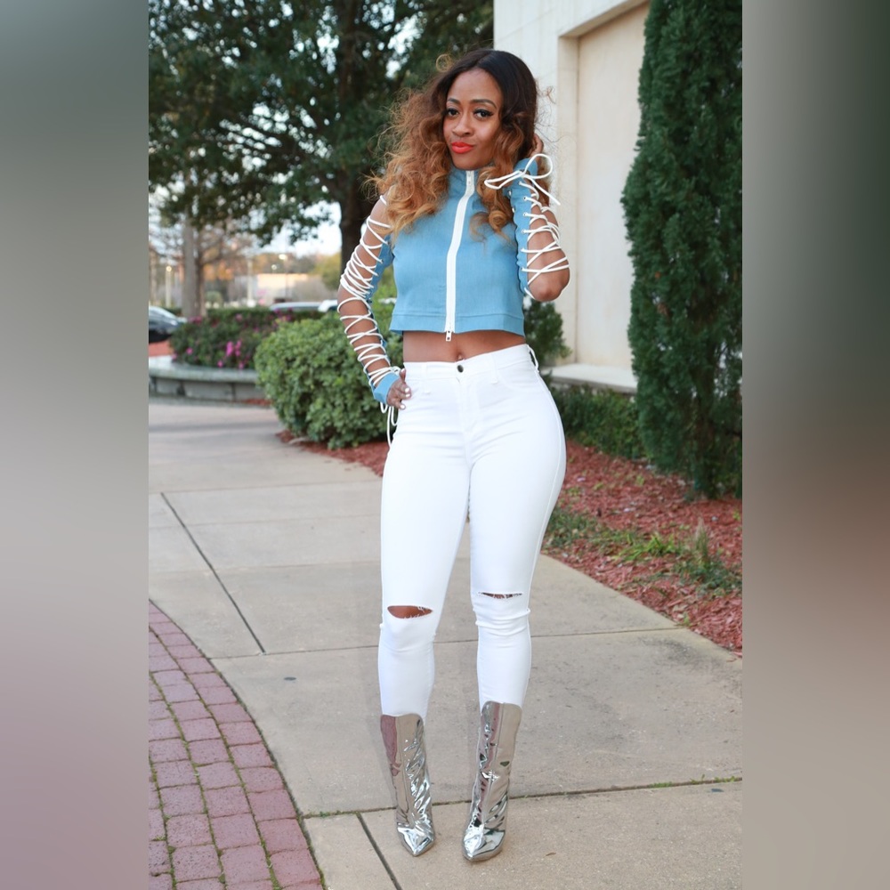 String sleeve Jean Jacket